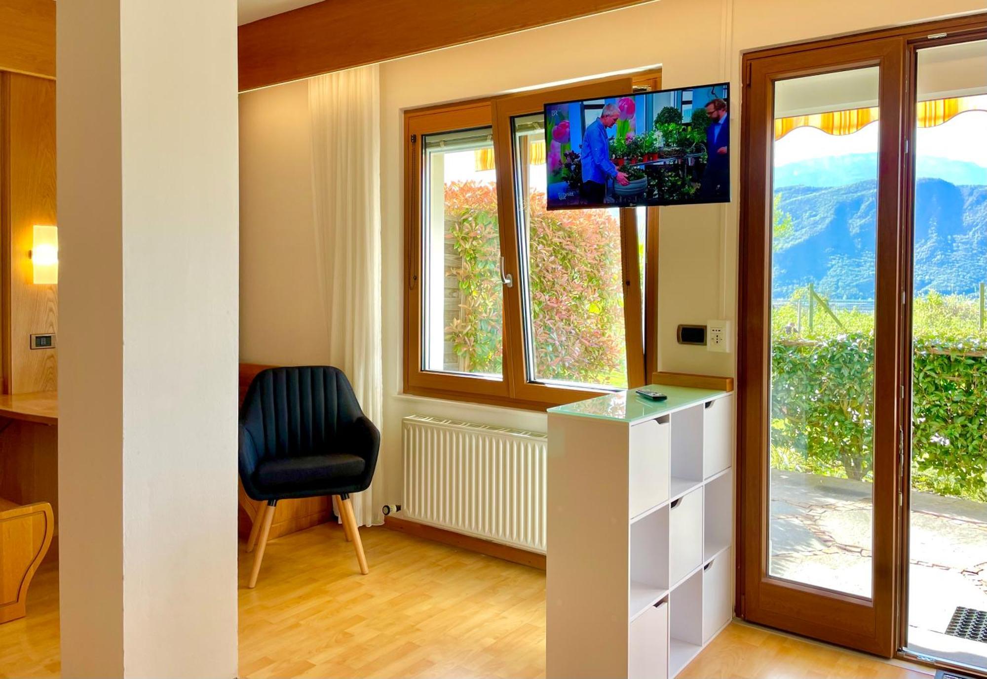 Hotel Garni Gruener Baum Laives Eksteriør bilde